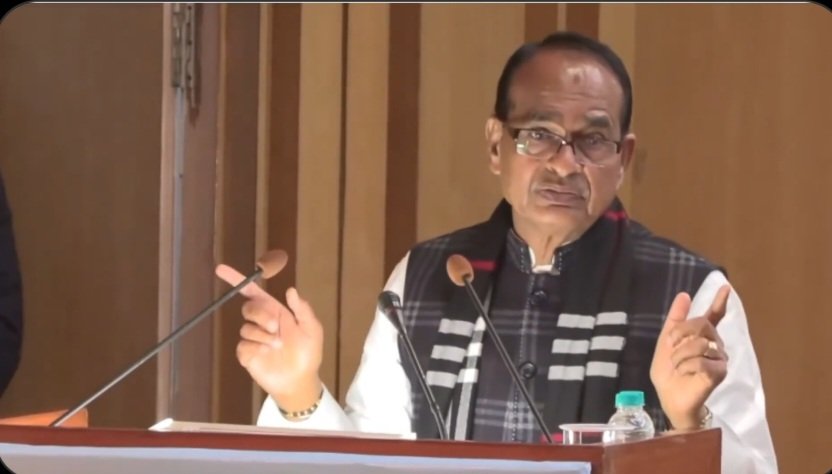 मनरेगा में भ्रष्टाचार के आरोप, ‘जी राम जी’ से बदलेगा ग्रामीण रोजगार का ढांचा: शिवराज सिंह चौहान