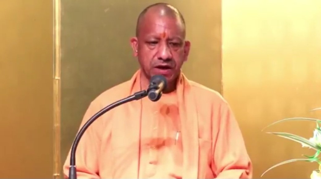 मुख्यमंत्री योगी आदित्यनाथ की आधिकारिक तस्वीर, उत्तर प्रदेश