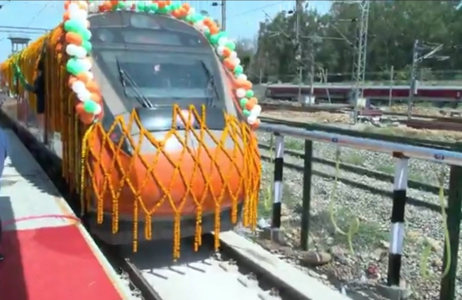 Vande Bharat expansion Jammu to Srinagar high speed train route
